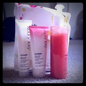 Mary Kay Satin Hands